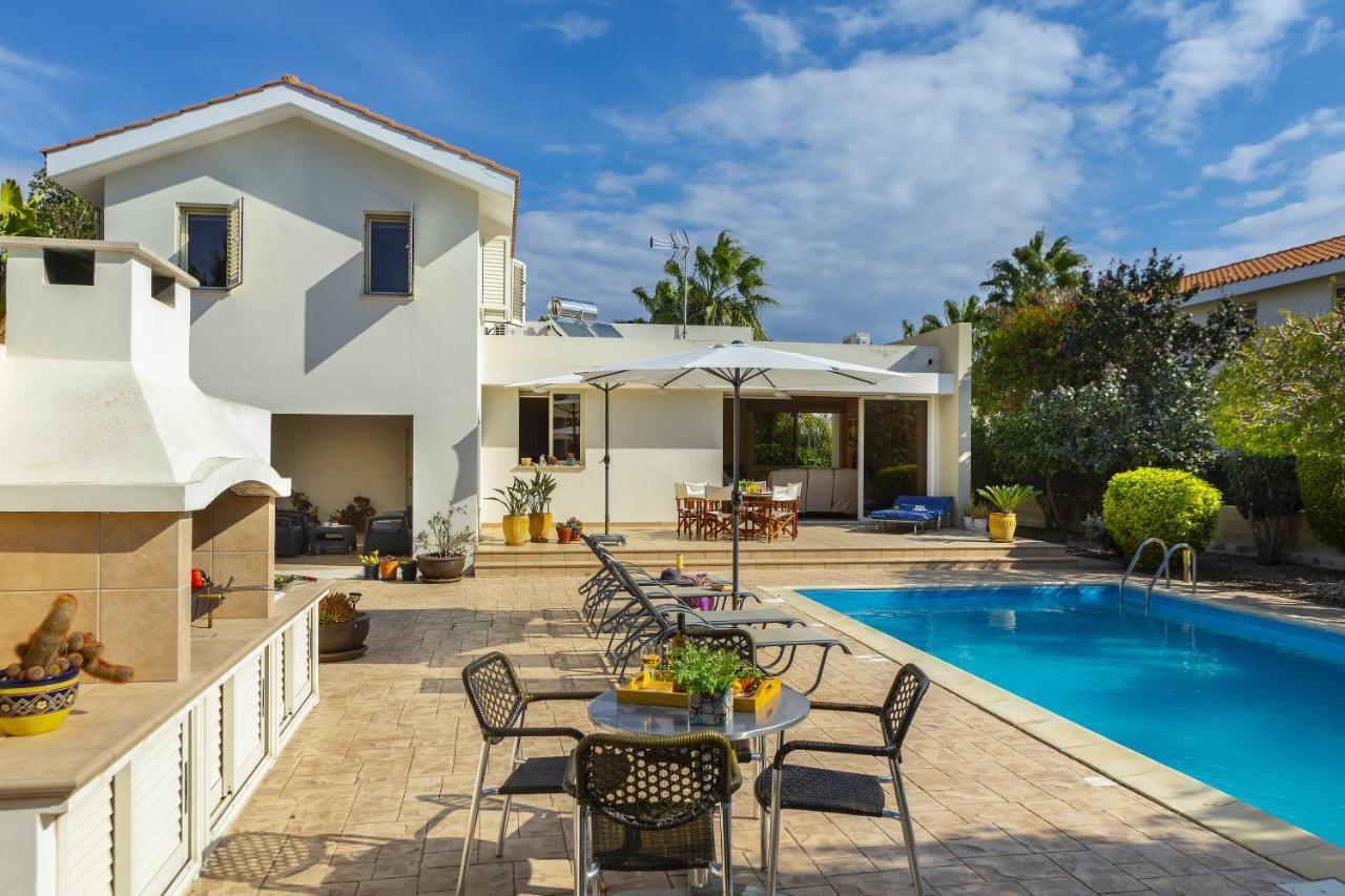 Larnaca Villa Anthea 12 Bagian luar foto