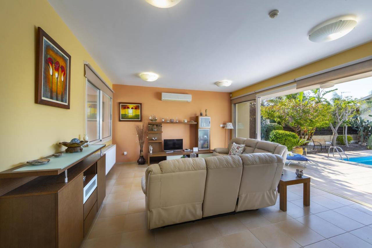 Larnaca Villa Anthea 12 Bagian luar foto
