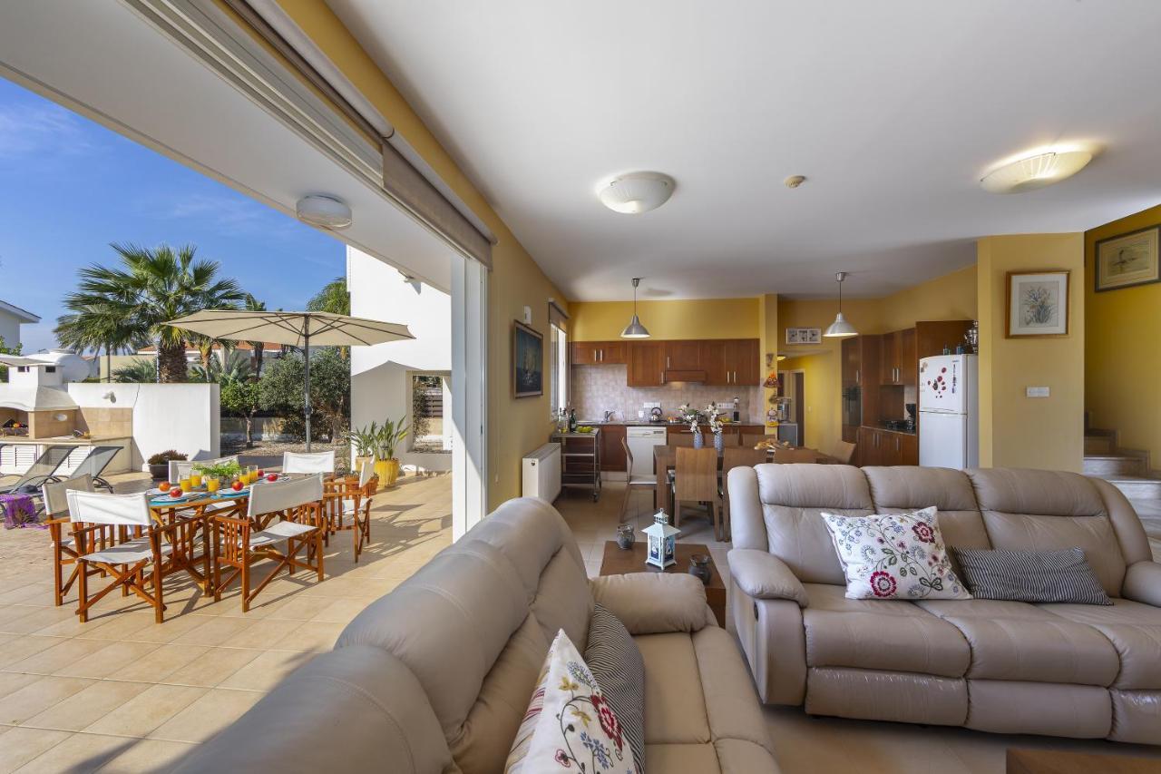 Larnaca Villa Anthea 12 Bagian luar foto