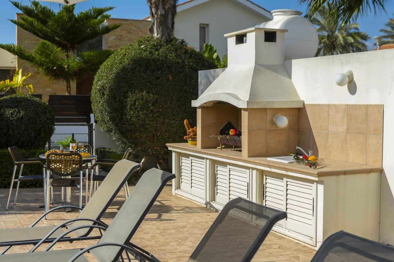 Larnaca Villa Anthea 12 Bagian luar foto