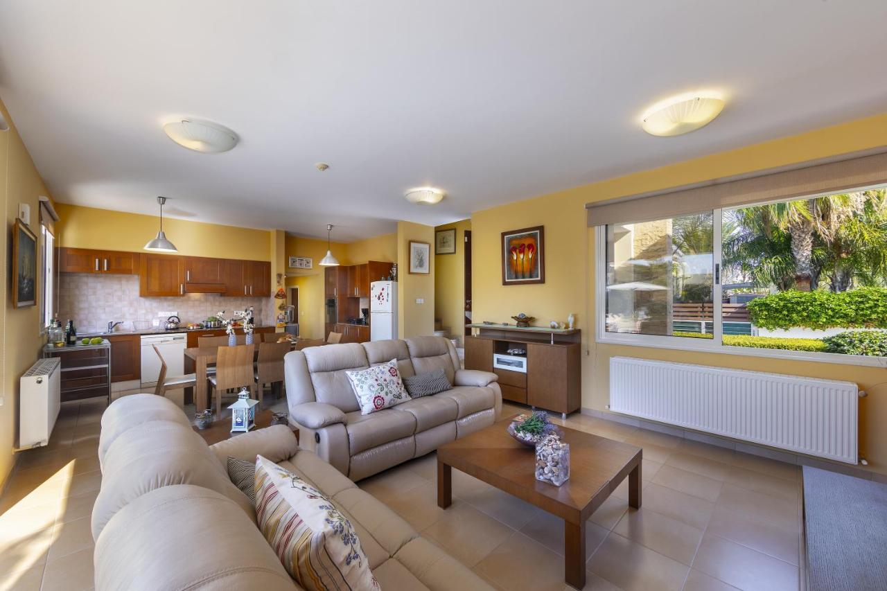 Larnaca Villa Anthea 12 Bagian luar foto